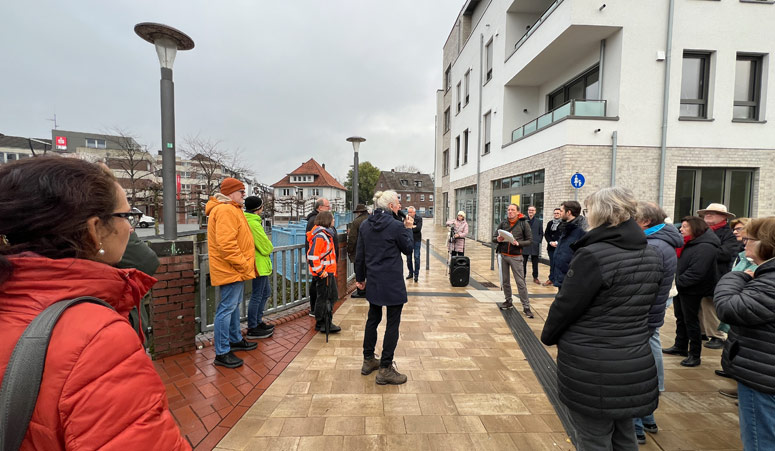 Archigraphus - Er�ffnung | Wurmpromenade